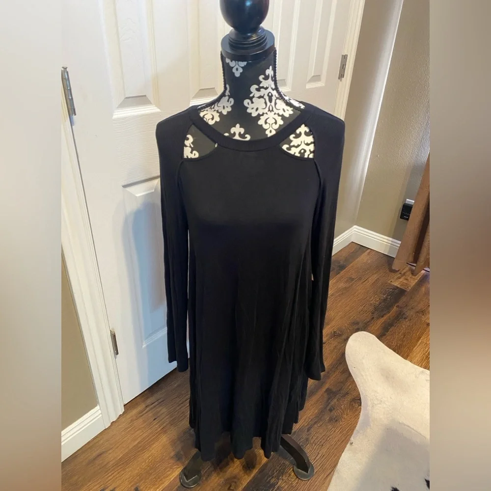 American Eagle Black Cut Out Dress Size Large - Picture 1 of 5
